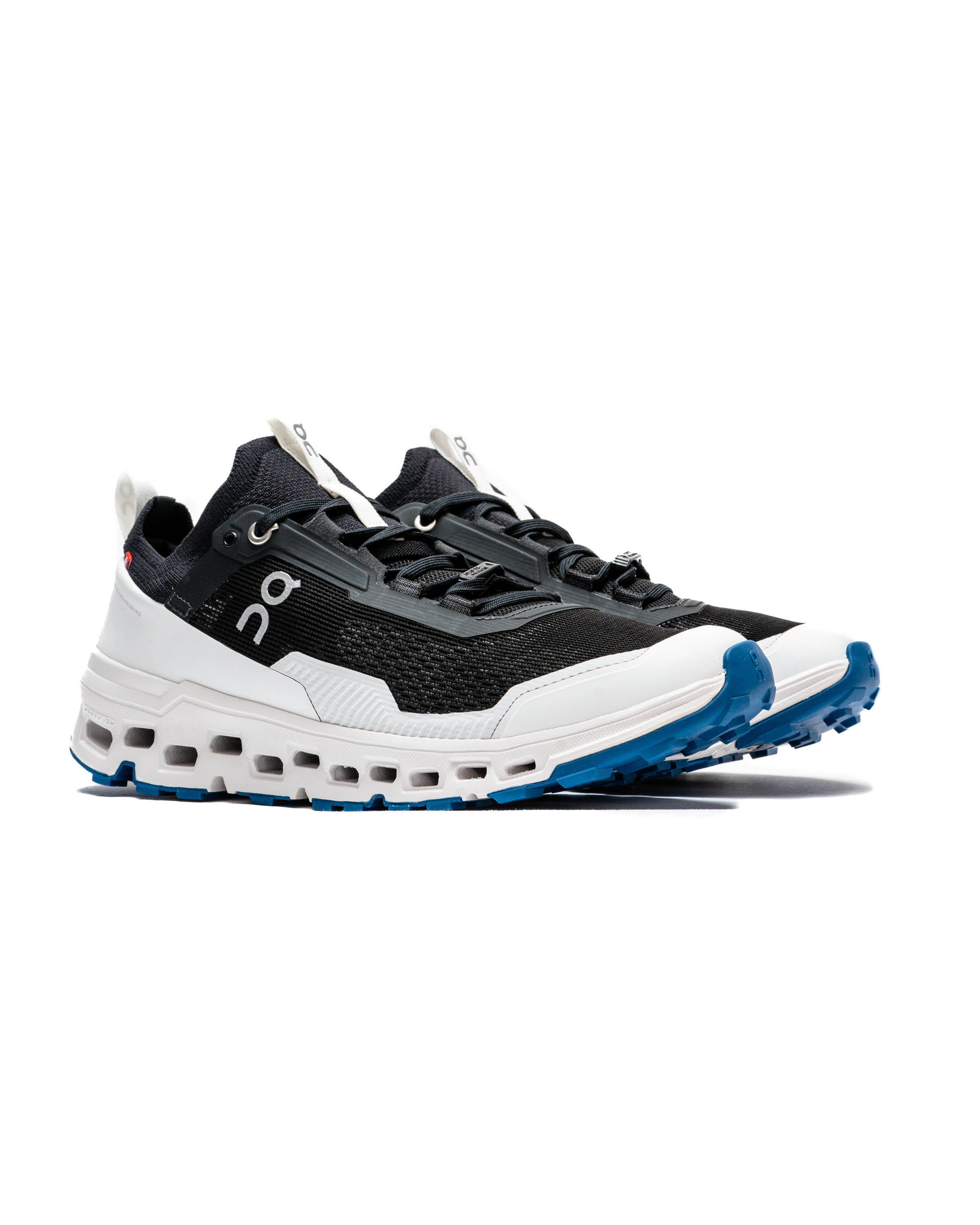 on-running-cloudultra-black-